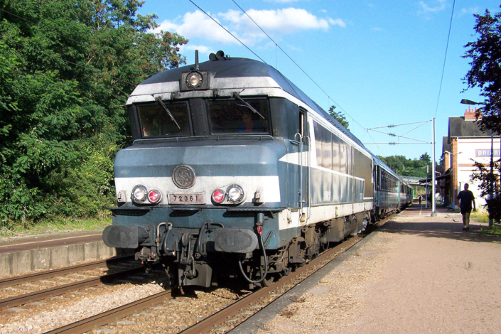 CC 72087 - Briare - juillet 2007