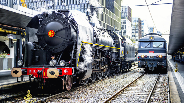 Locomotive à vapeur 141R840 à Paris Austerlitz le 21 octobre 2017 (photo Nicolas Laverroux)