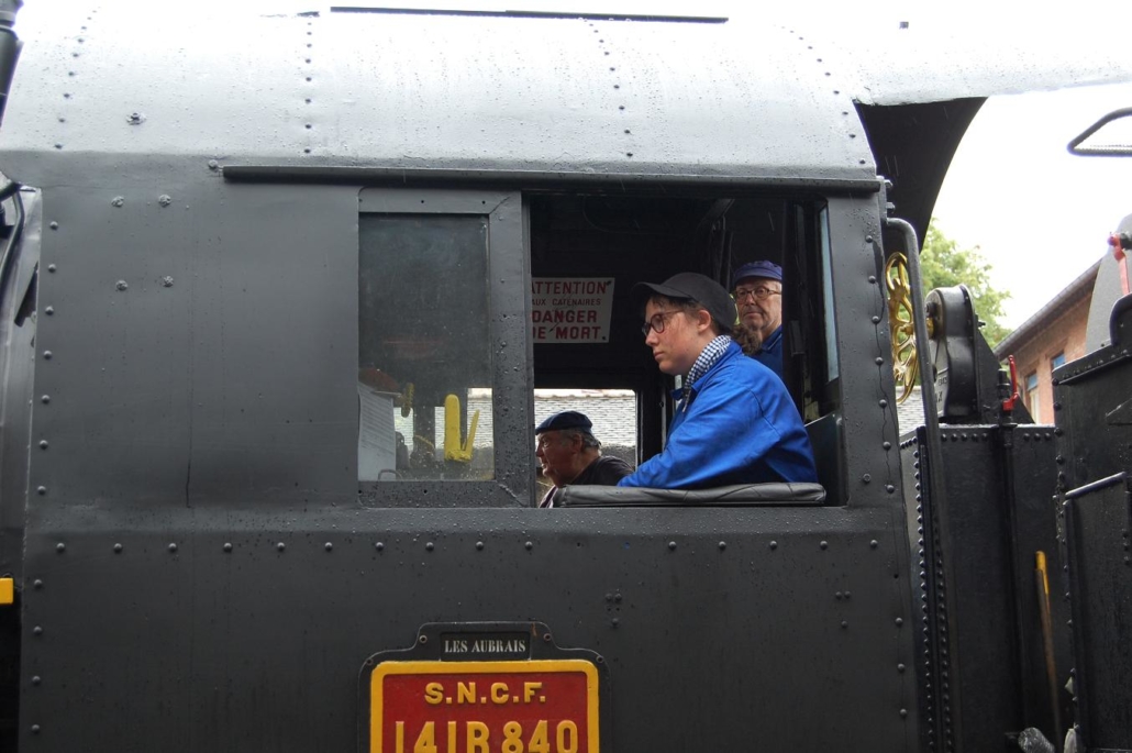 Train historique et locomotive à vapeur 141R840 en tournage à Paris Austerlitz, film Le temps d'aimer